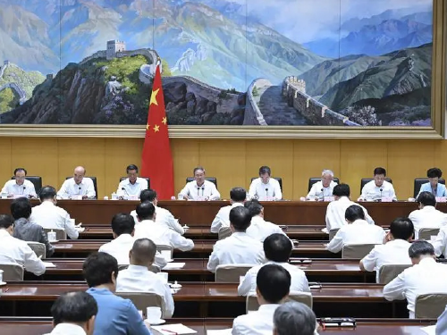 李强主持召开国务院第九次全体会议强调巩固拓展经济回升向好势头 努力完成全年经济社会发展目标任务