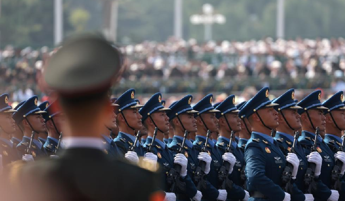 纪念中国人民抗日战争暨世界反法西斯战争胜利80周年大会在京隆重举行 天安门广场举行盛大阅兵仪式 习近平发表重要讲话并检阅受阅部队
